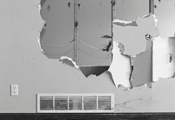 Signs That Drywall Repair or Replacement is Needed | Canoga Park CA